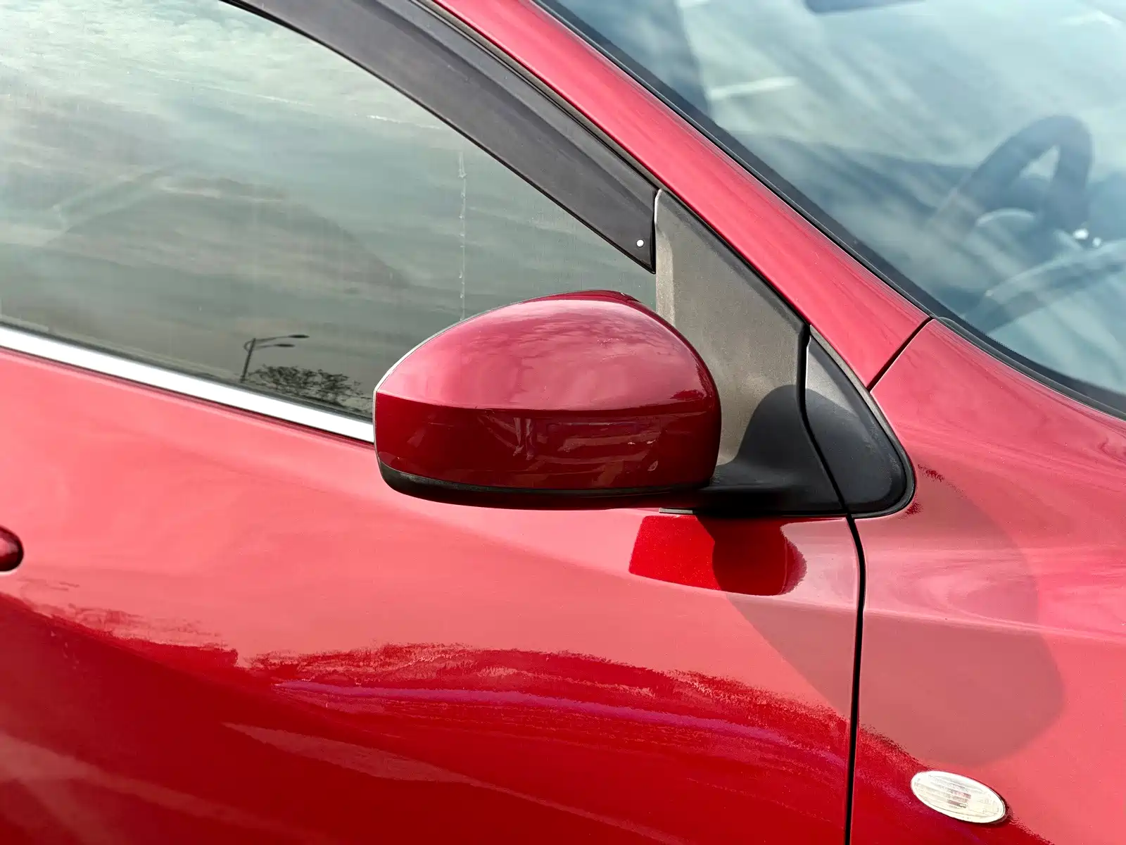 Фото 17 - Nissan Tiida