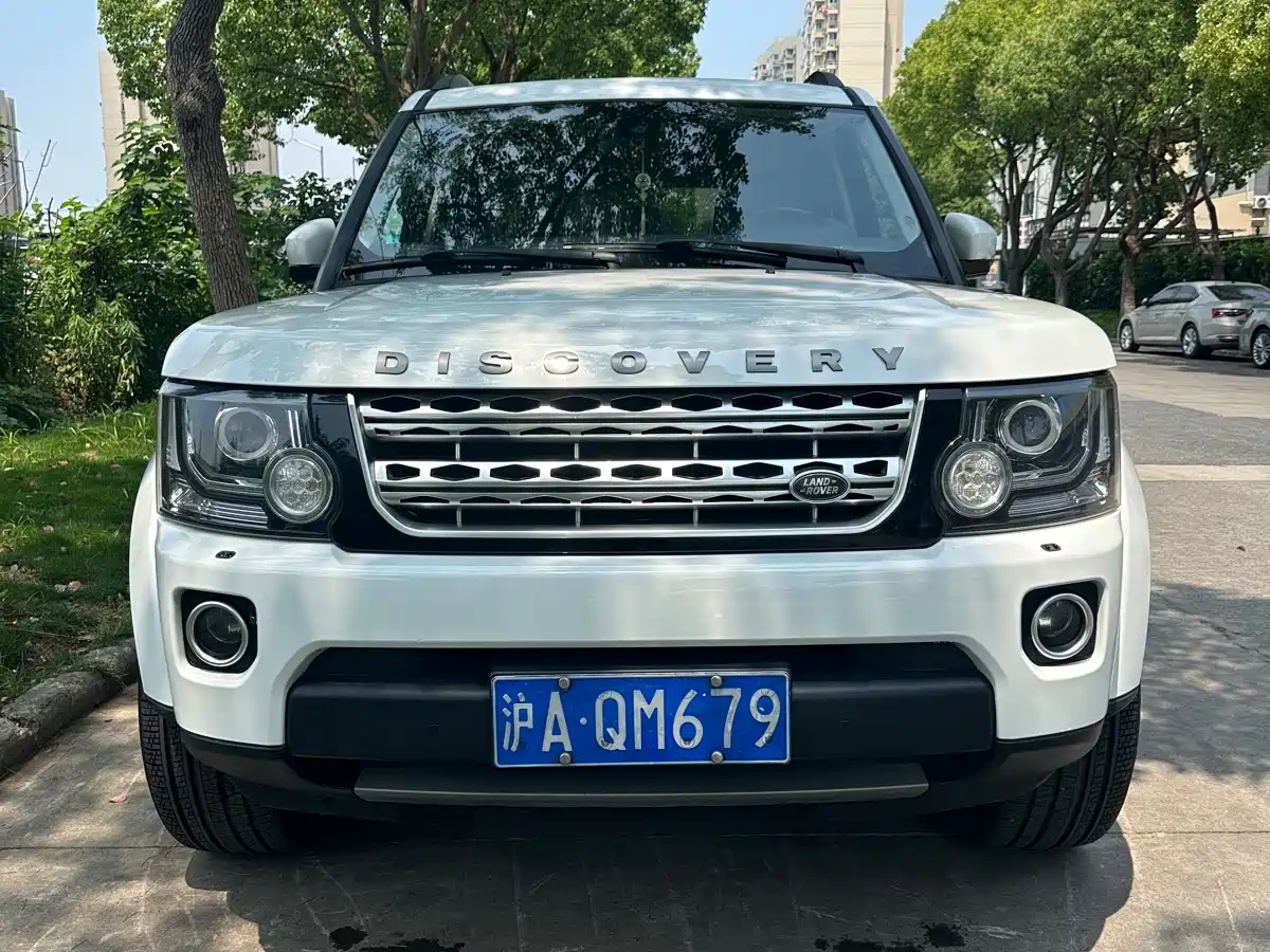 Land Rover Discovery 2015 3.0 SDV6 HSE Diesel фото 5