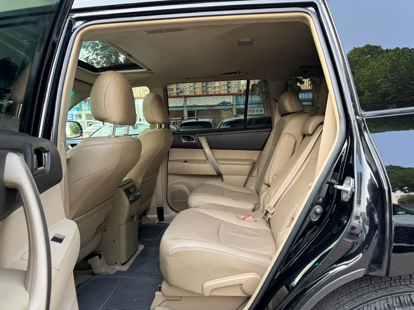 Toyota Highlander 2010 2009 3.5L 4WD 7-seater Luxury Edition