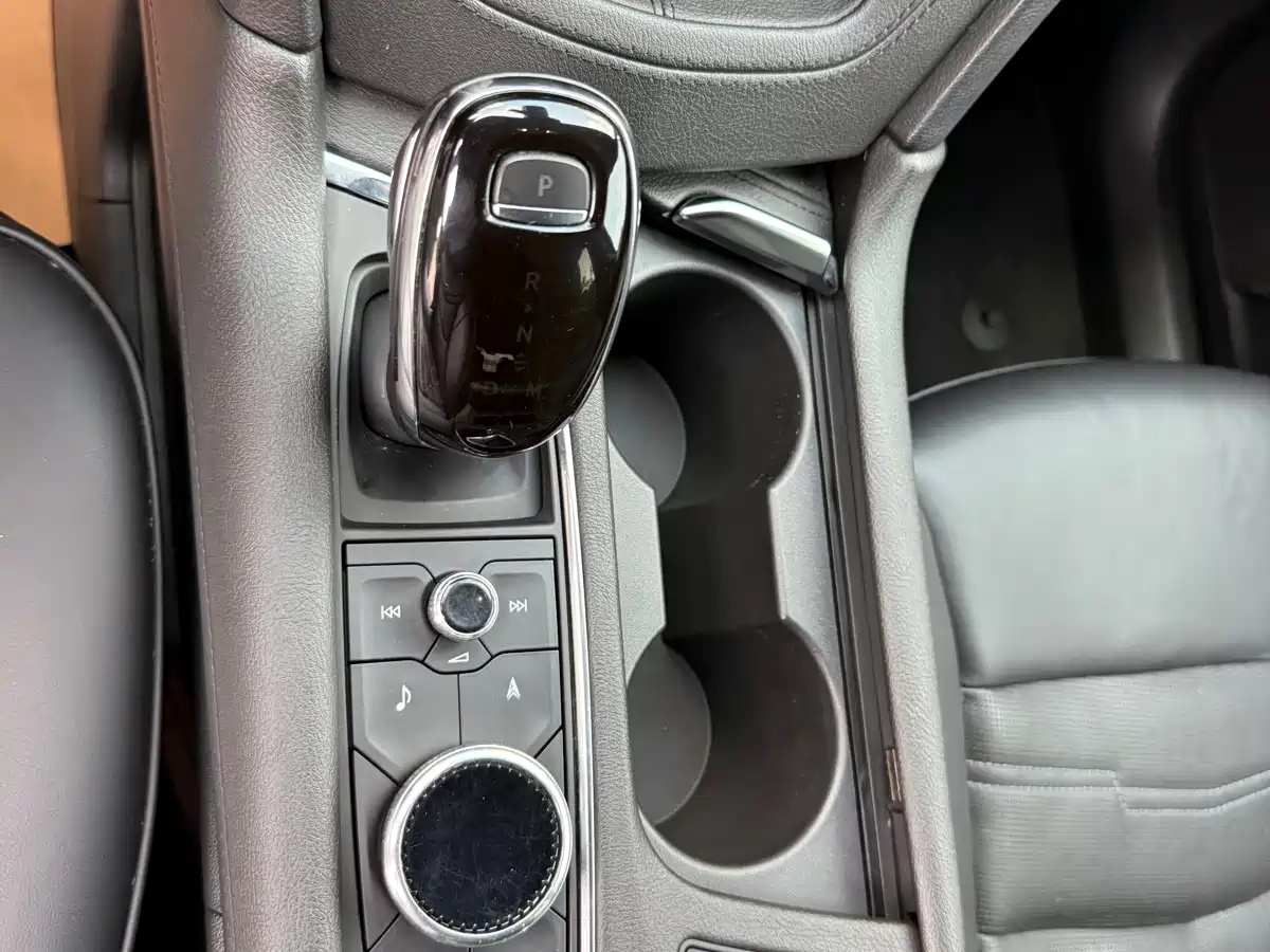 Cadillac XT6 2020 28T 6-Seater AWD Platinum Sport Edition фото 18