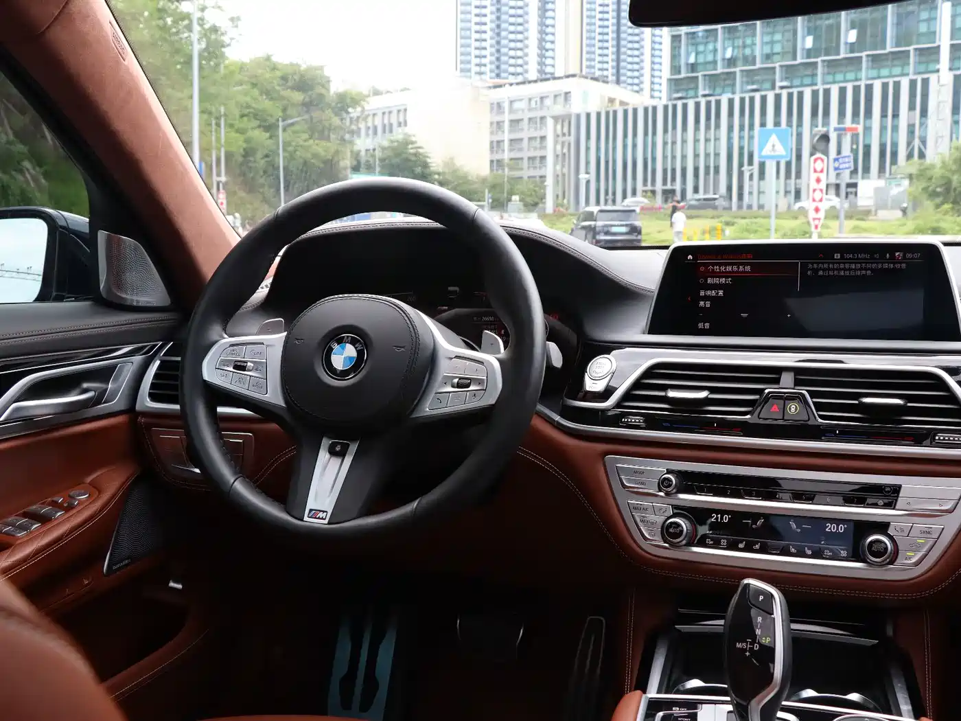 BMW 7 Series 2022 740Li xDrive Executive M Sport Package фото 21