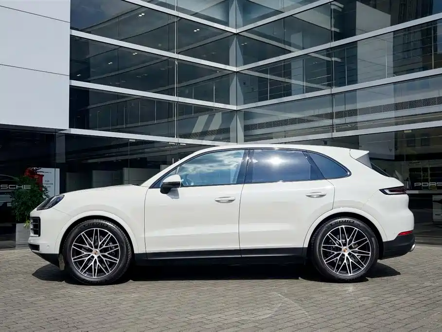 Porsche Cayenne 2025 Cayenne 3.0T Dream Chaser Edition фото 5