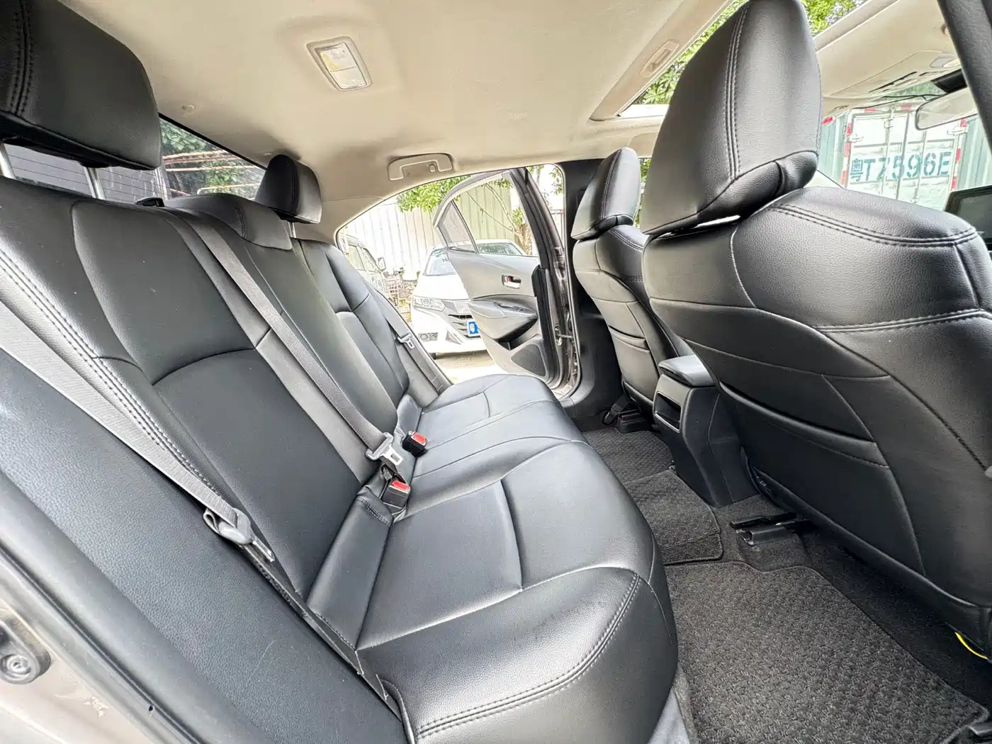 Toyota Corolla 2021 1.2T S-CVT Elite PLUS Edition фото 9