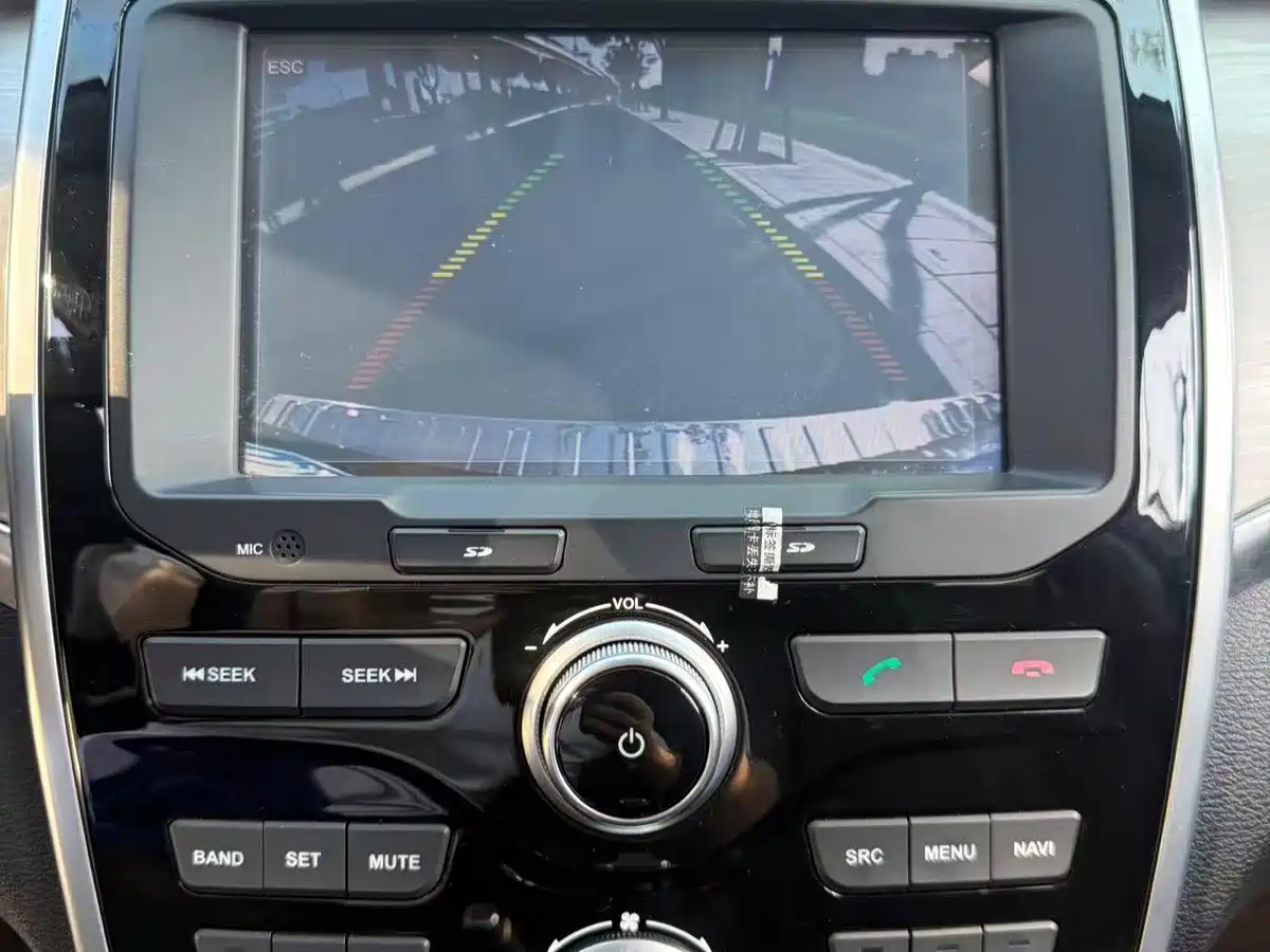 Фото 9 - Haval H2