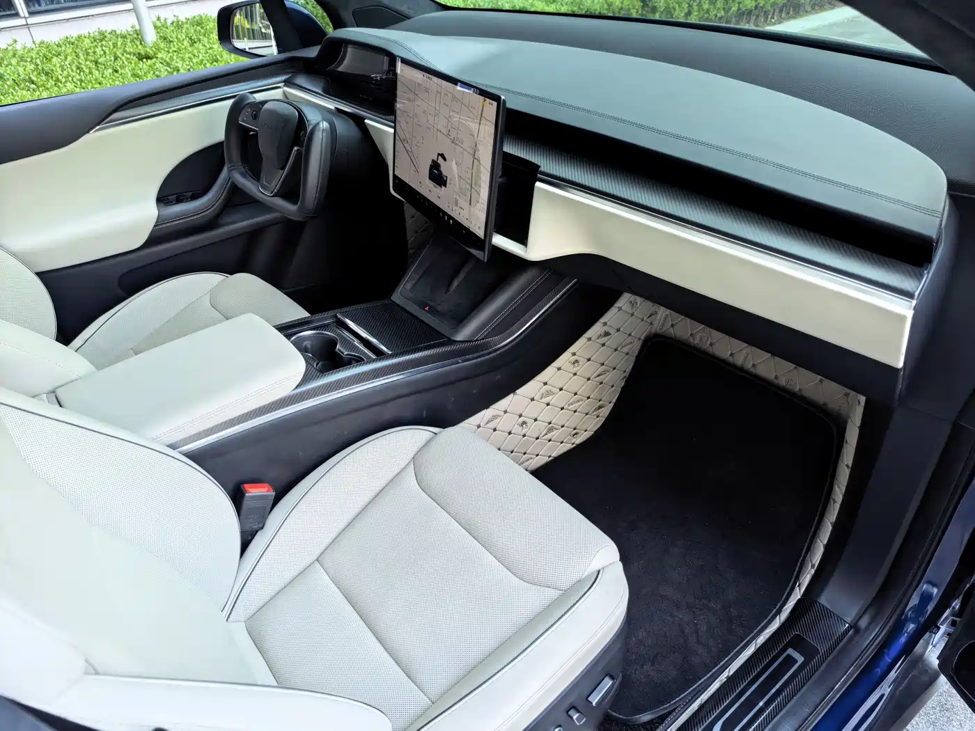 Tesla Model X 2023 Tri-motor AWD Plaid фото 36