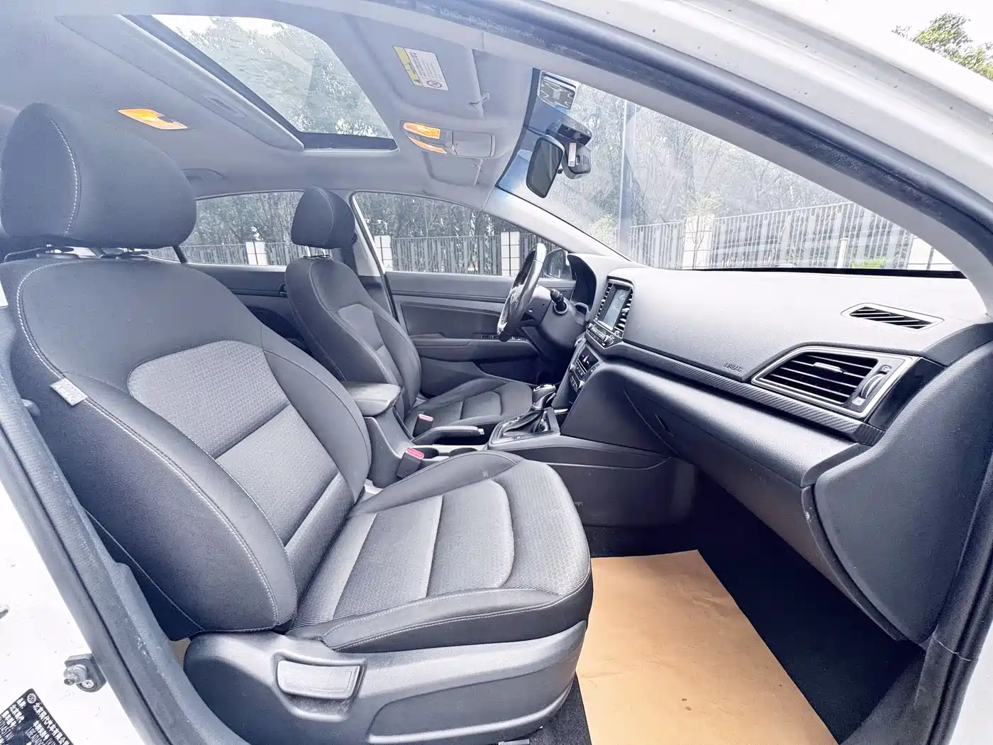 Hyundai Elantra 2018 1.4T DCT Dynamic·Vitality Model фото 10