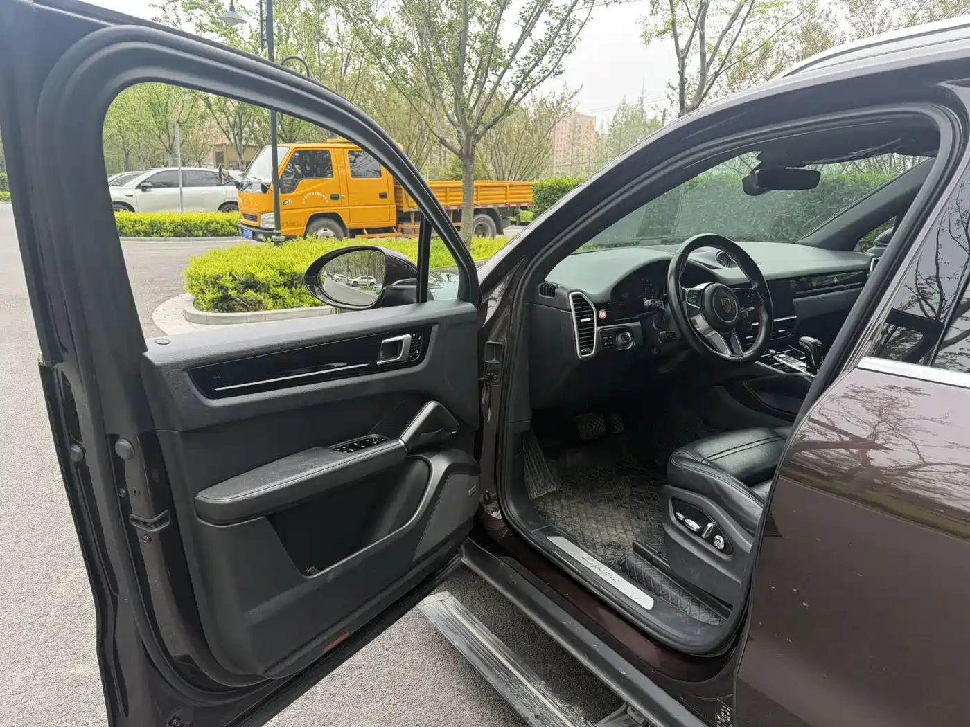 Porsche Cayenne New Energy 2019 Cayenne E-Hybrid 2.0T фото 7