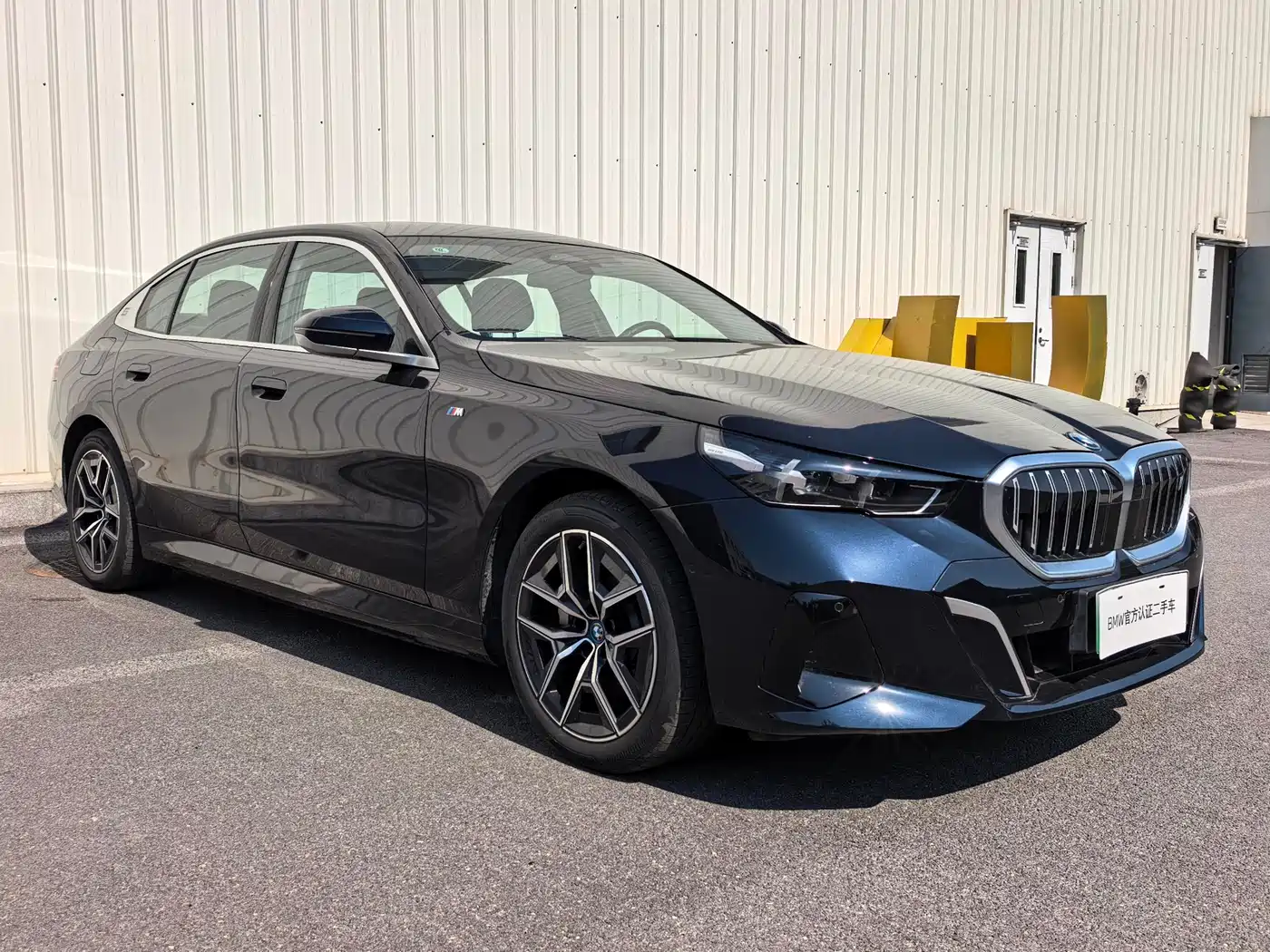 BMW i5 2024 eDrive 35L M Sport Package фото 3