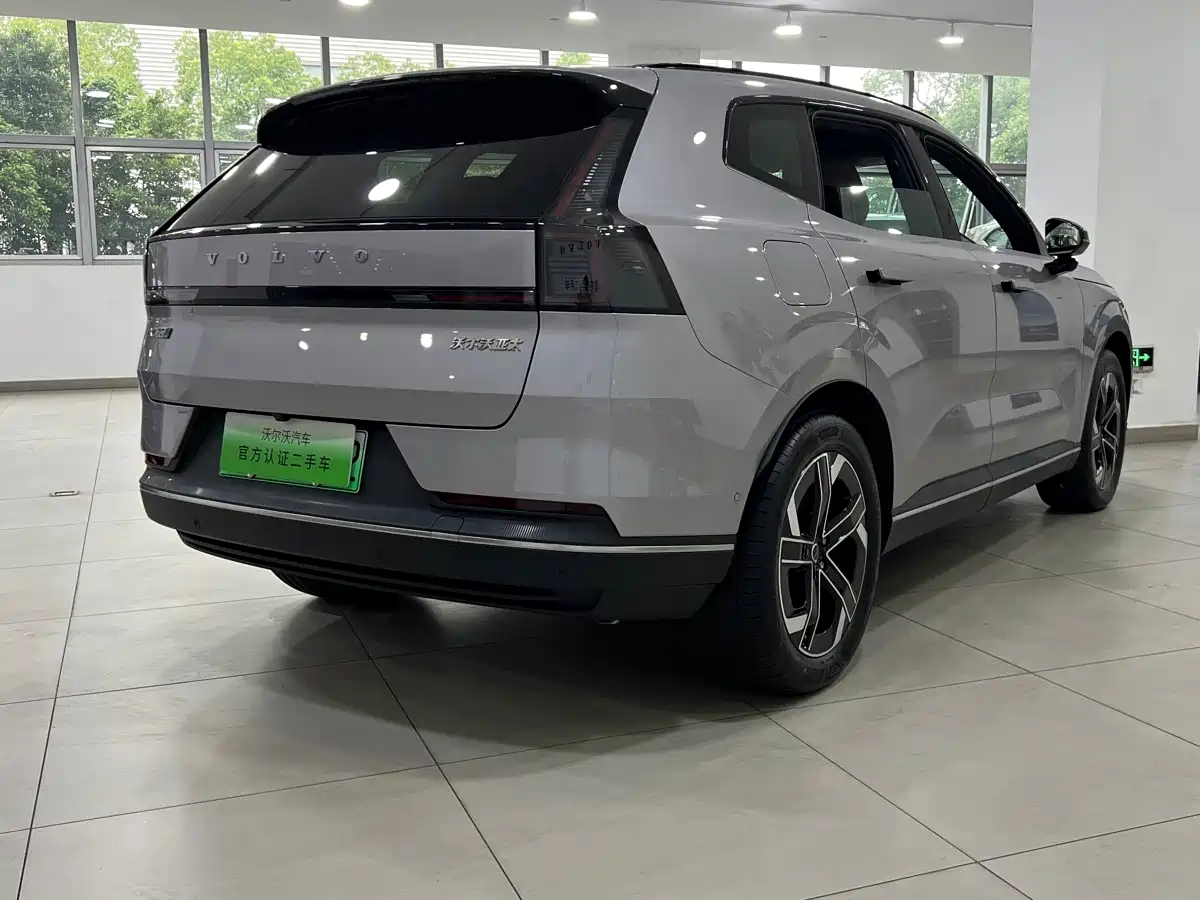 Volvo XC70 Plug-in Hybrid 2026 2026 AWD Extended Range Core