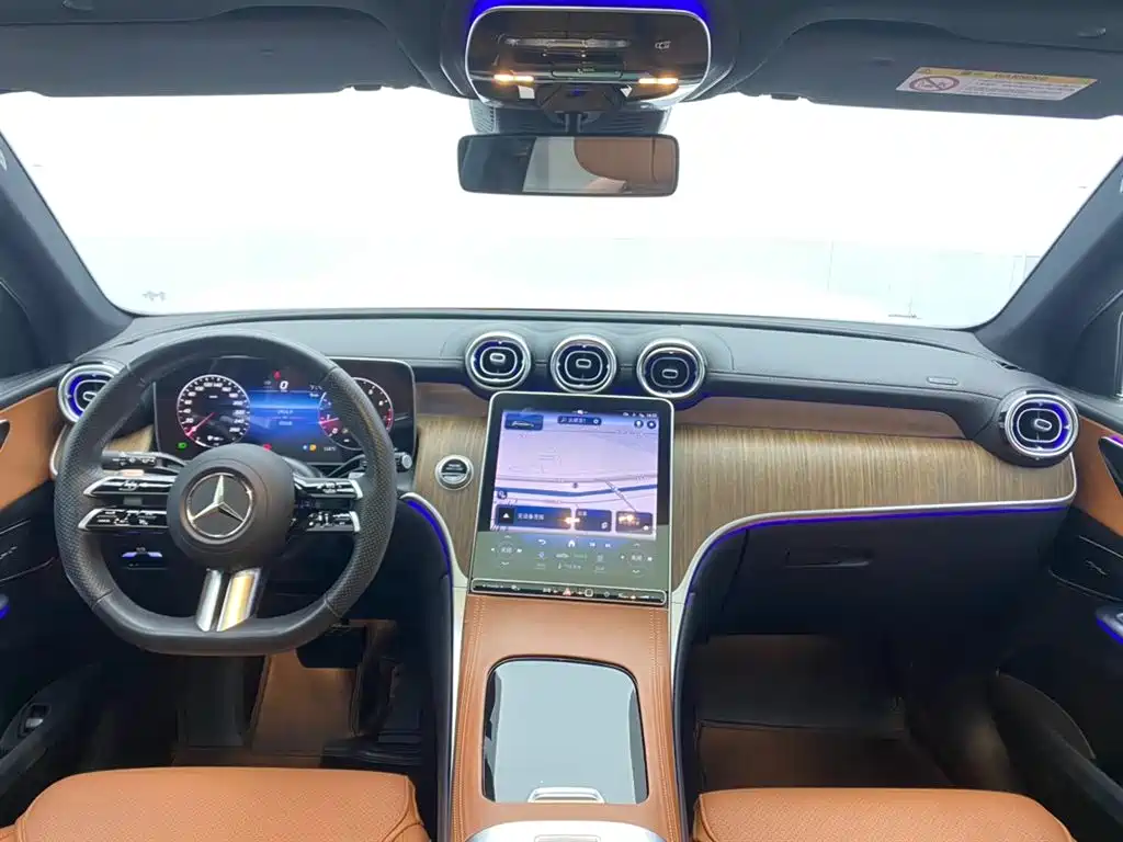 Mercedes-Benz GLC 2023 GLC 300 L 4MATIC Sport 5-Seater фото 13
