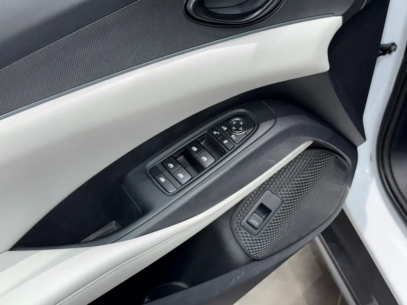 BYD Seal 06 New Energy 2024 DM-i 80KM Luxury фото 15
