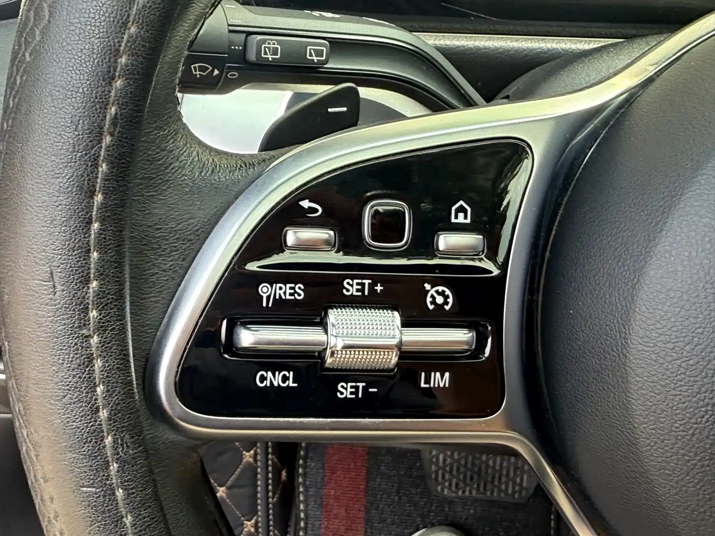 Mercedes-Benz GLB 2023 GLB 220 Style фото 21