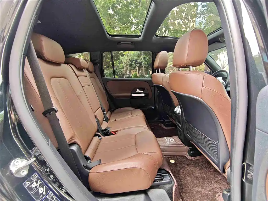 Mercedes-Benz GLB 2022 GLB 220 4MATIC фото 8