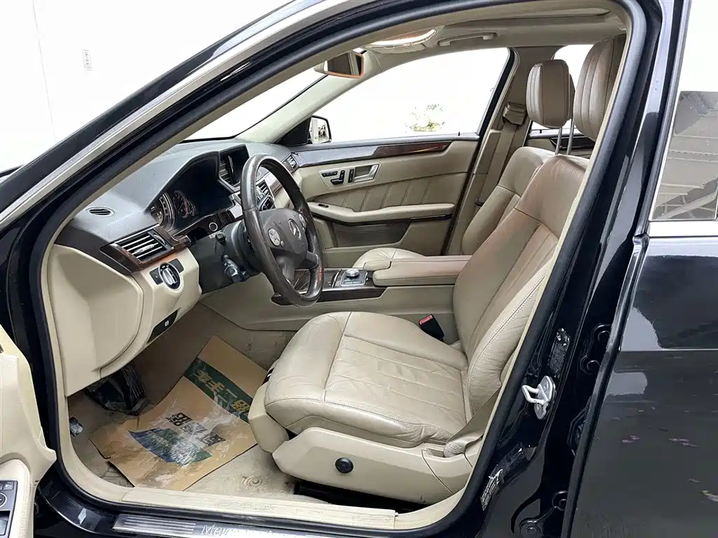 Mercedes-Benz E-Class 2012 E 300 L Elegance Model фото 14