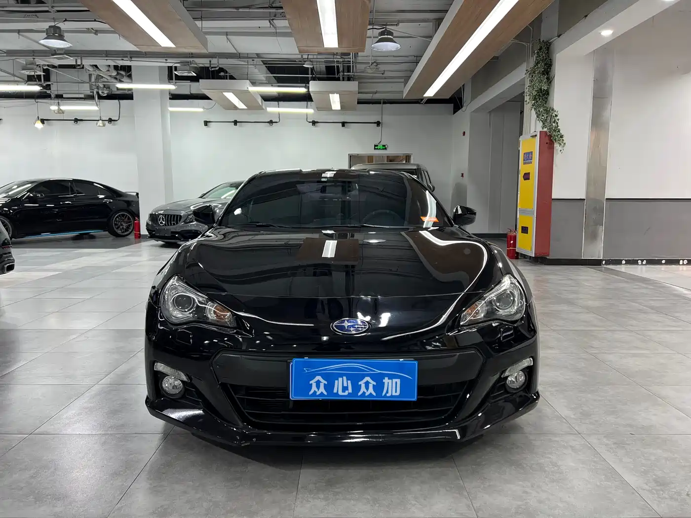 Subaru BRZ 2015 2.0i Manual фото 2
