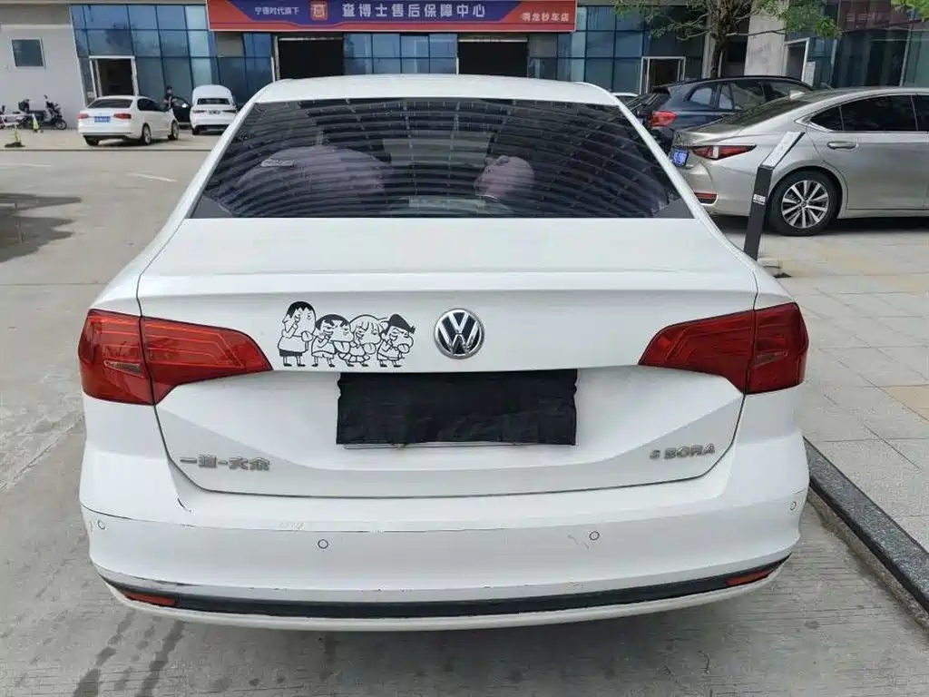 Volkswagen Bora 2018 1.5L Automatic Fashion фото 8