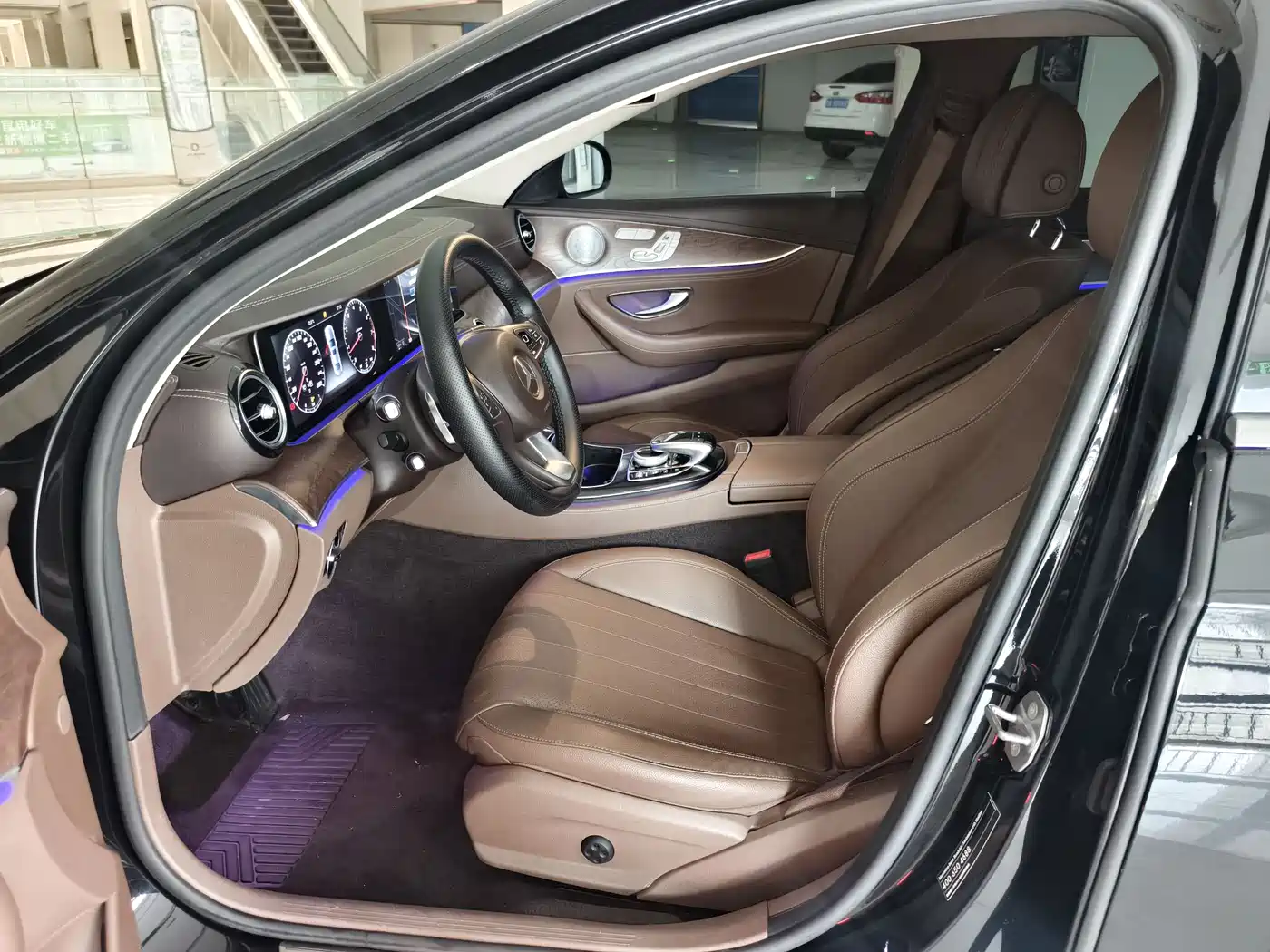 Mercedes-Benz E-Class 2016 E 300 L Fashion Type фото 7