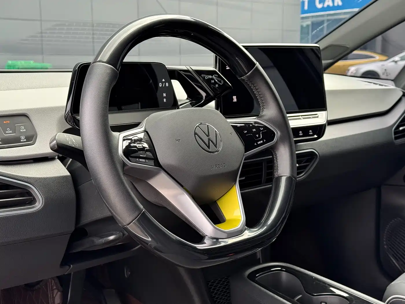 Volkswagen ID.3 2023 Upgraded Pure Intelligence Edition фото 6