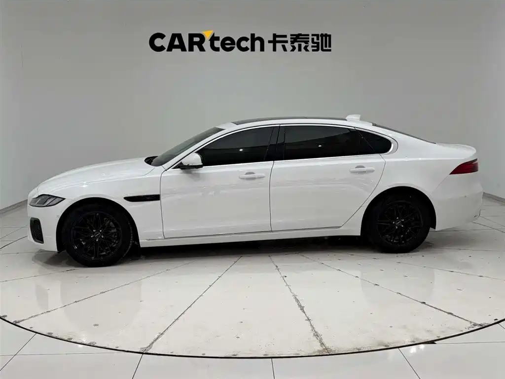 JAGUAR XFL