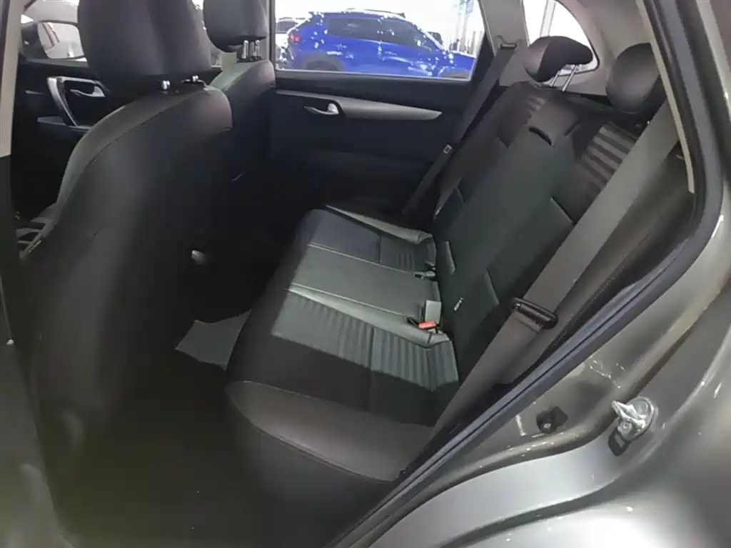 Kia Sportage 2019 2.0L Automatic Smart Luxury Edition фото 17