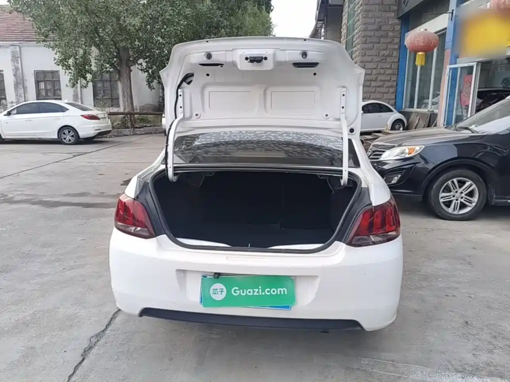 Peugeot 301 2018 2017 1.6L Automatic Comfort Edition