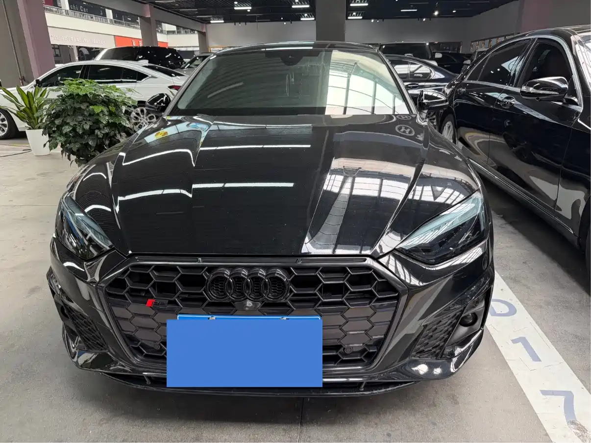 Audi A5 (Import) 2021 Sportback 40 TFSI Fashion Dynamic фото 2