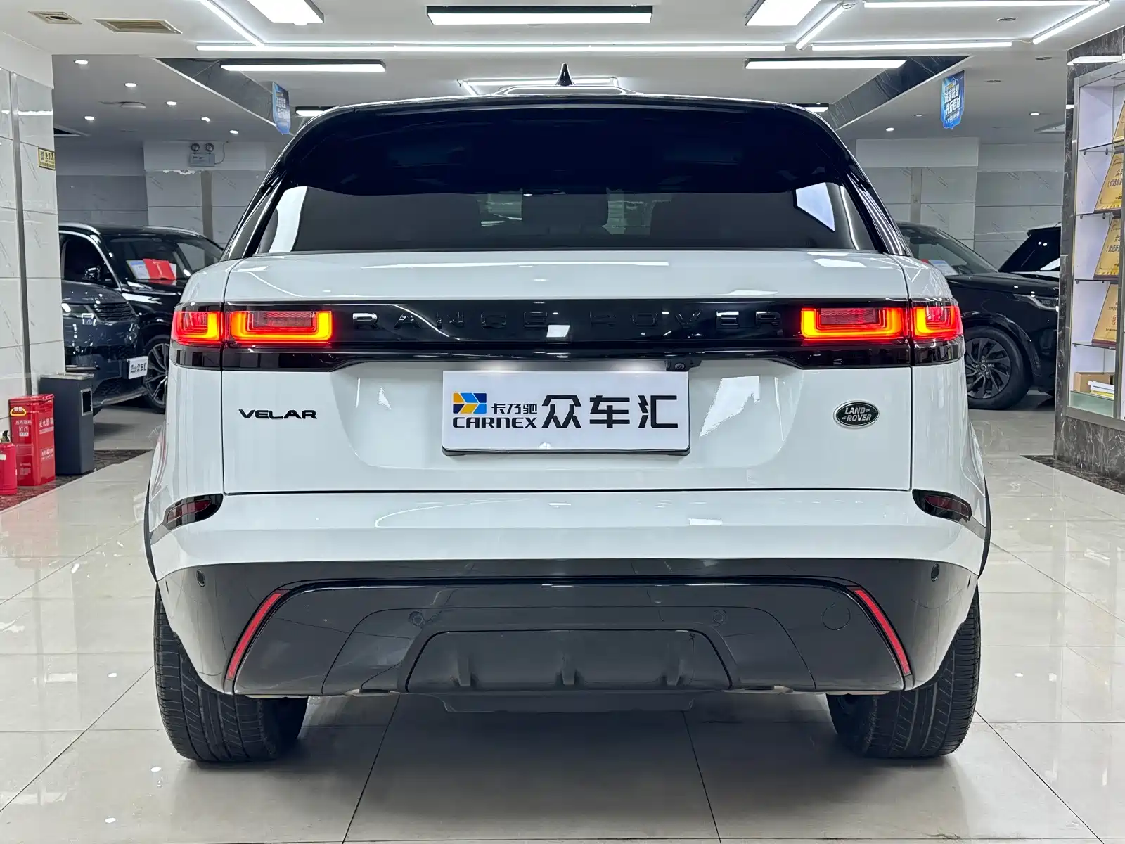 Фото 5 - Land Rover Range Rover Velar