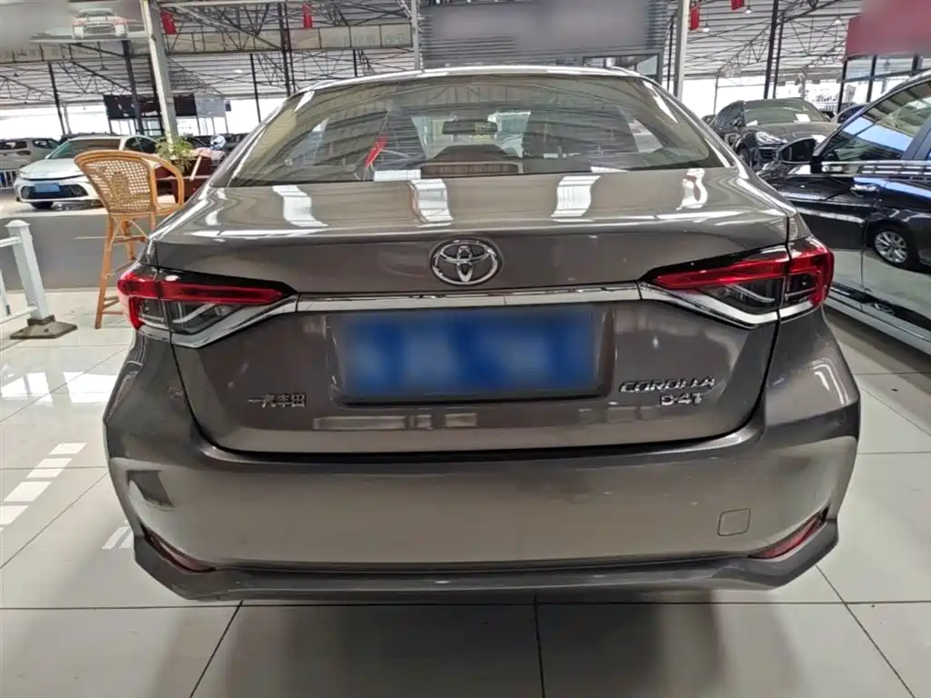 Toyota Corolla 2021 1.2T S-CVT Elite PLUS Edition фото 6
