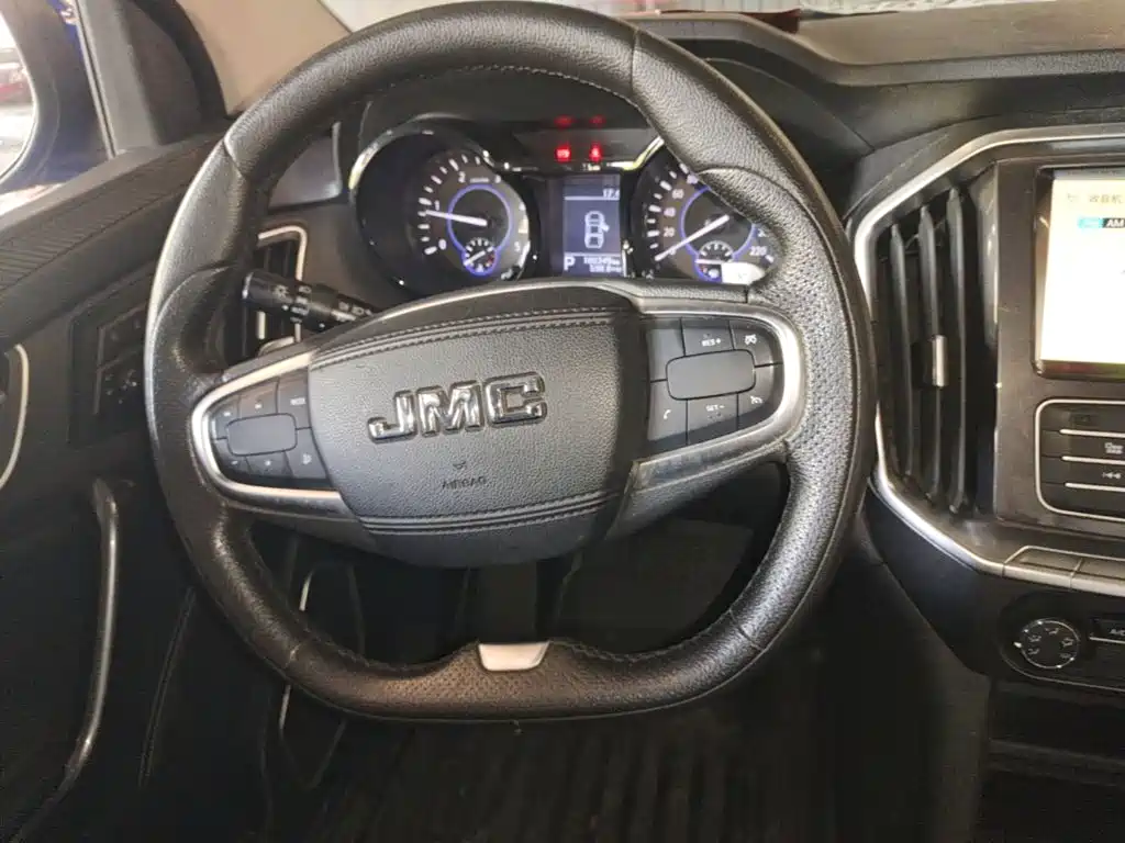 Jiangling Yuhu 7 2021 2020 Model 2.0T Diesel Automatic 2WD Comfort Short Wheelbase China VI JX4D20A6L