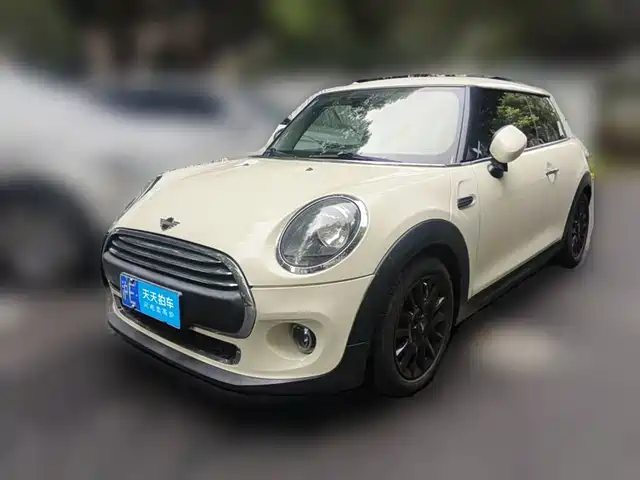 MINI 2019 Model 1.5T ONE PLUS — фото 1