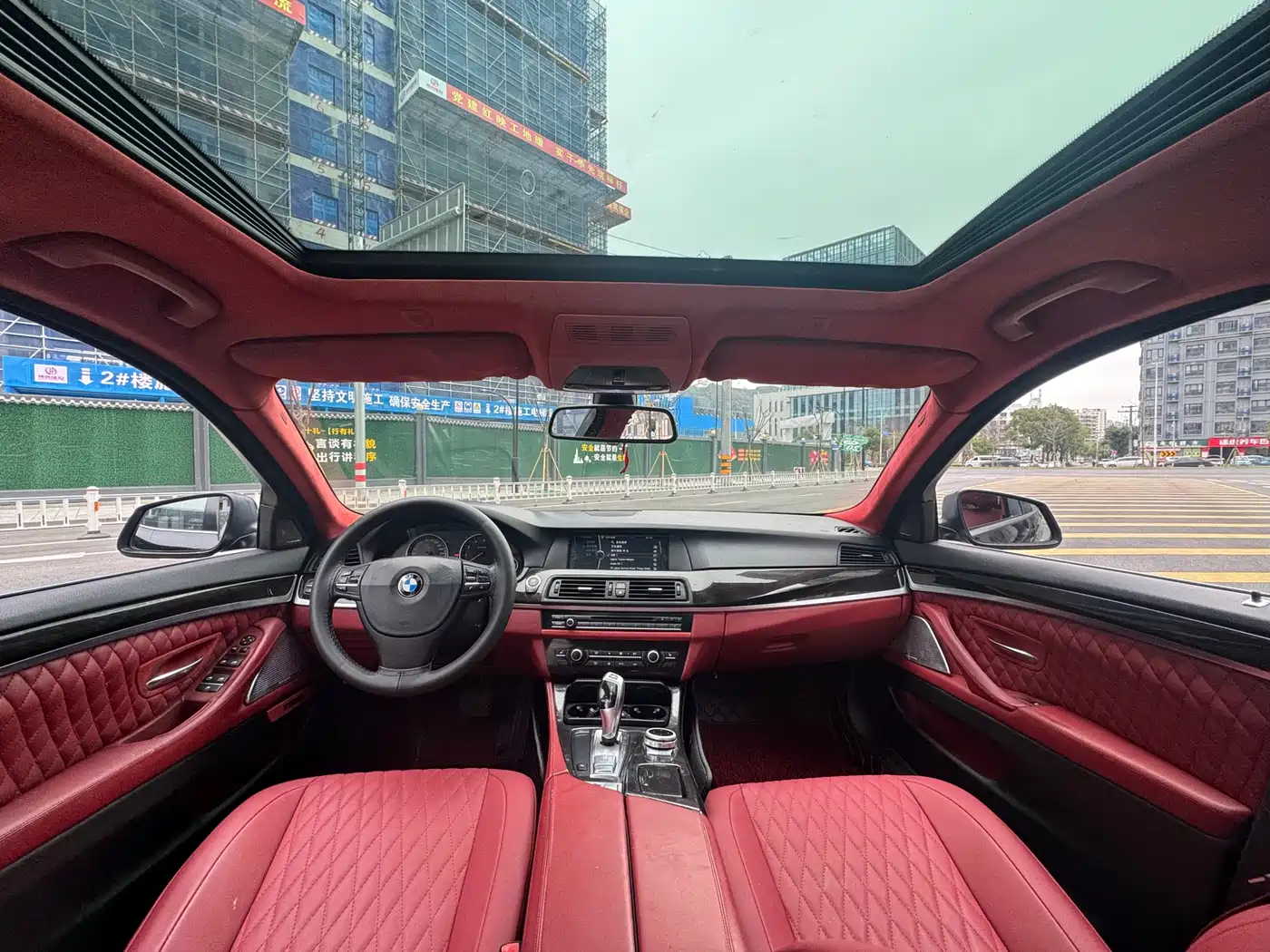 BMW 5 Series 2011 523Li Luxury фото 8
