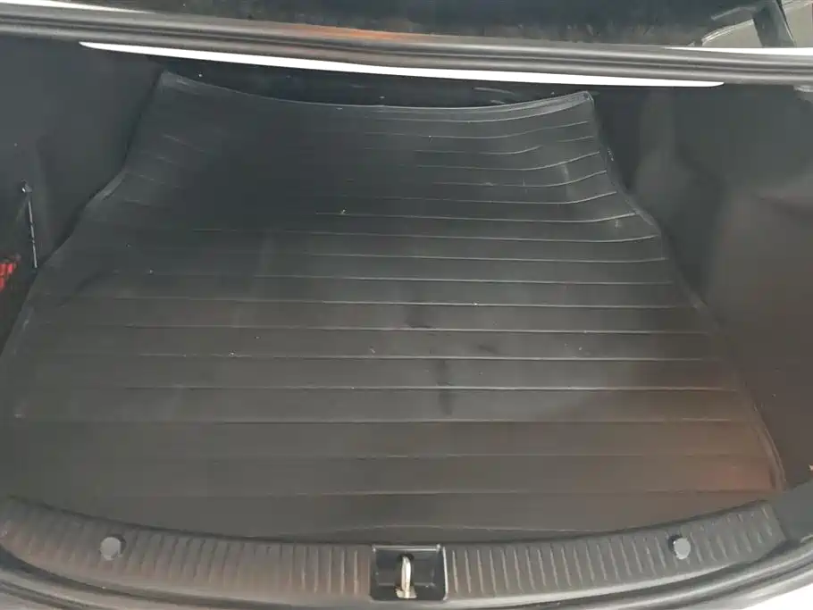Mercedes-Benz C-Class 2016 C 180 L фото 4