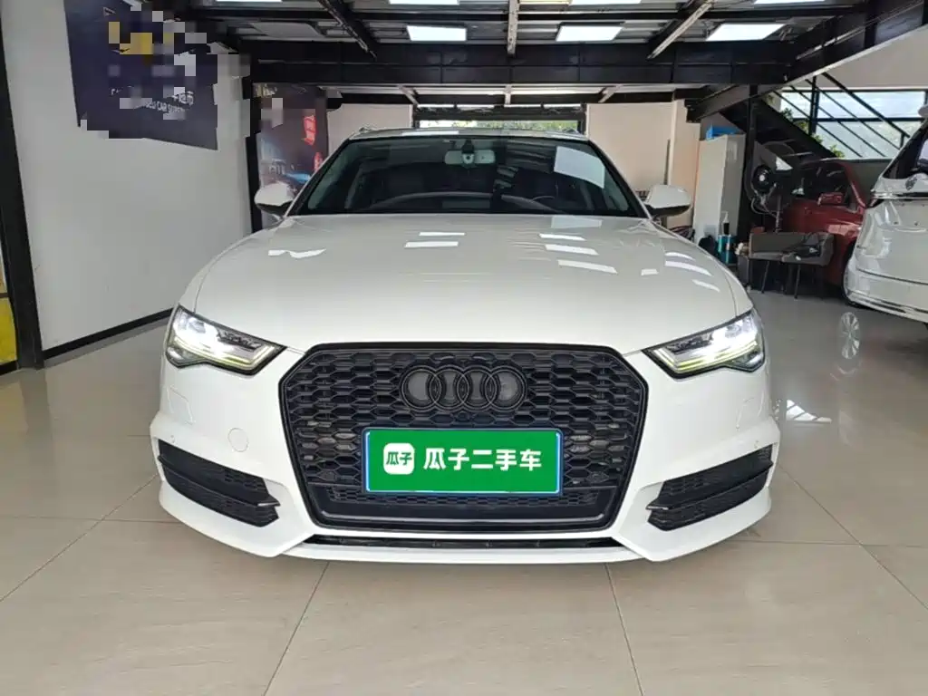 Фото 3 - Audi A6 (Import)