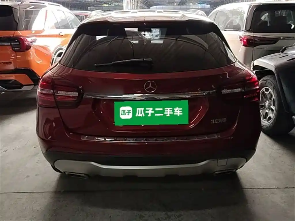 Mercedes-Benz GLA 2018 GLA 200 Dynamic фото 6