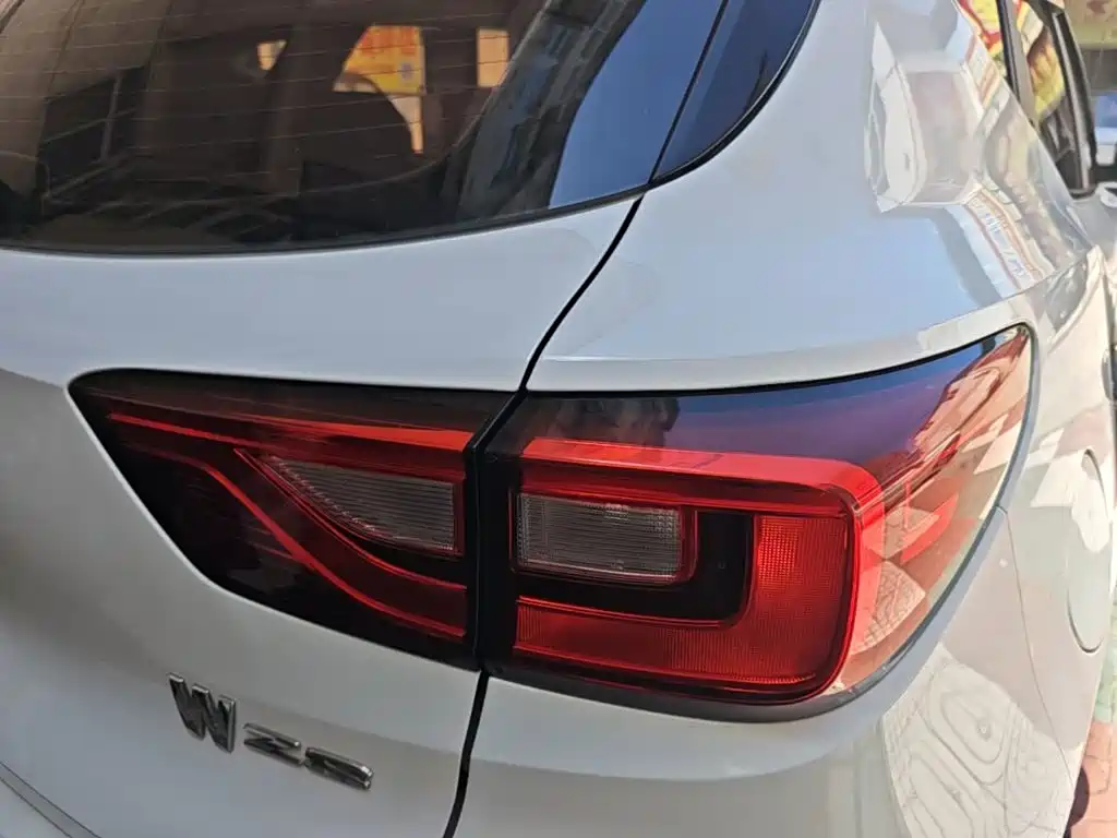 Фото 8 - MG ZS