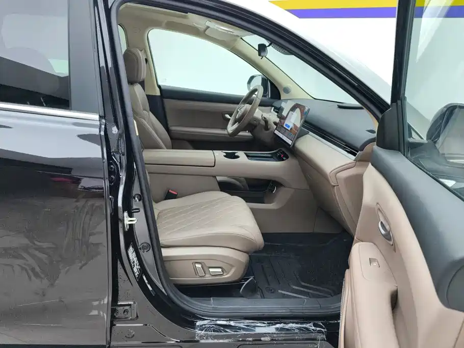 Landian E5 PLUS 2025 2026 Standard Range AWD Performance Ultra