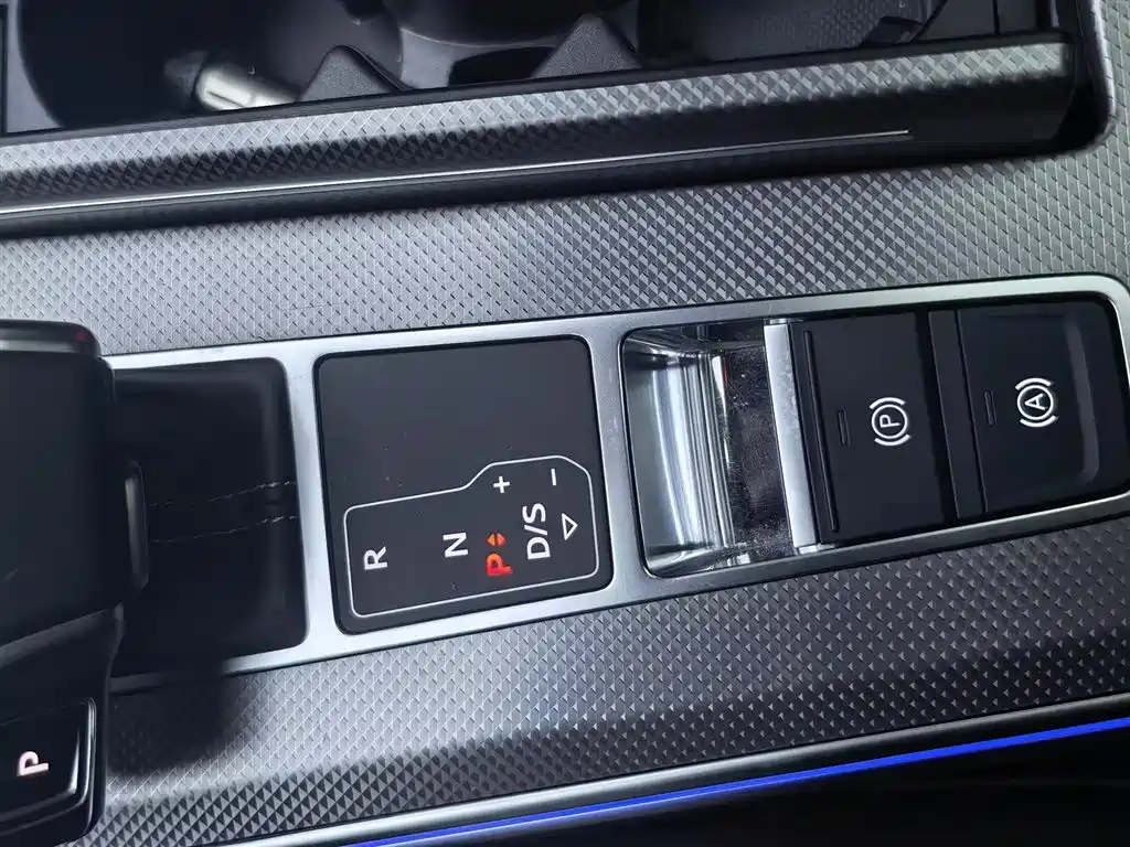 Audi A6L 2021 45 TFSI quattro Premium Sport фото 13