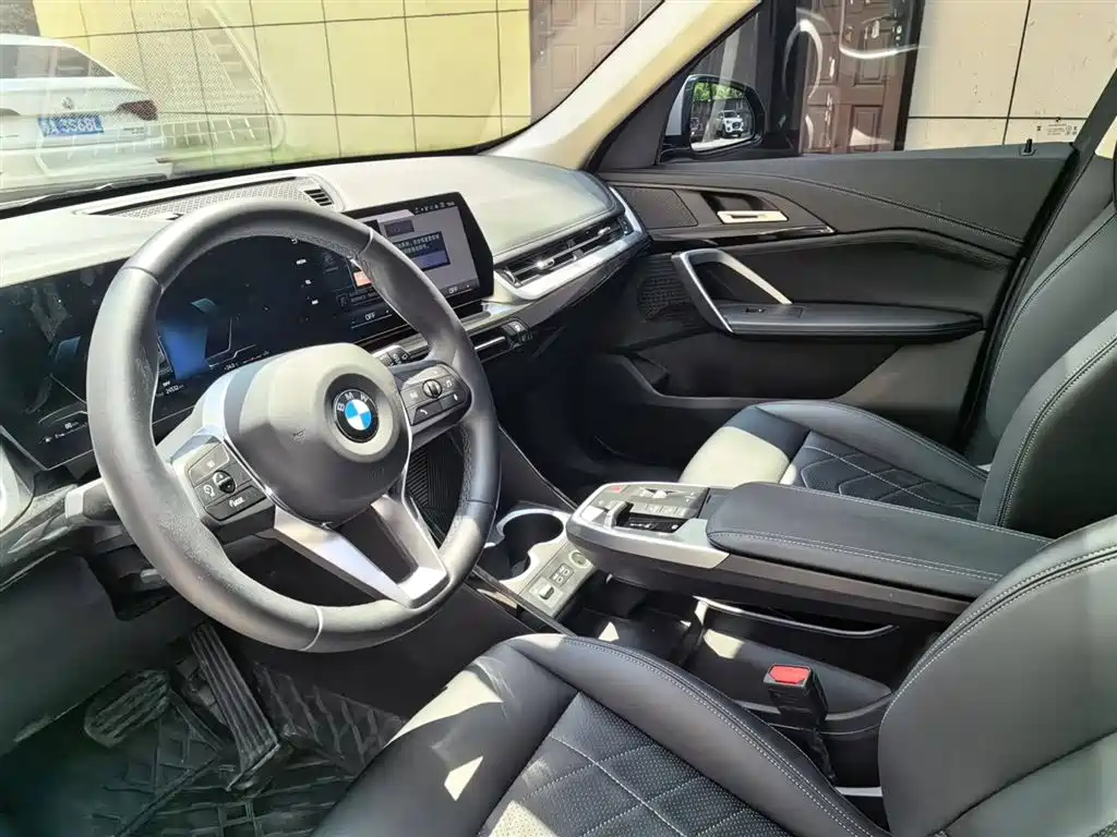 BMW X1 2023 sDrive20Li X Design Package фото 6