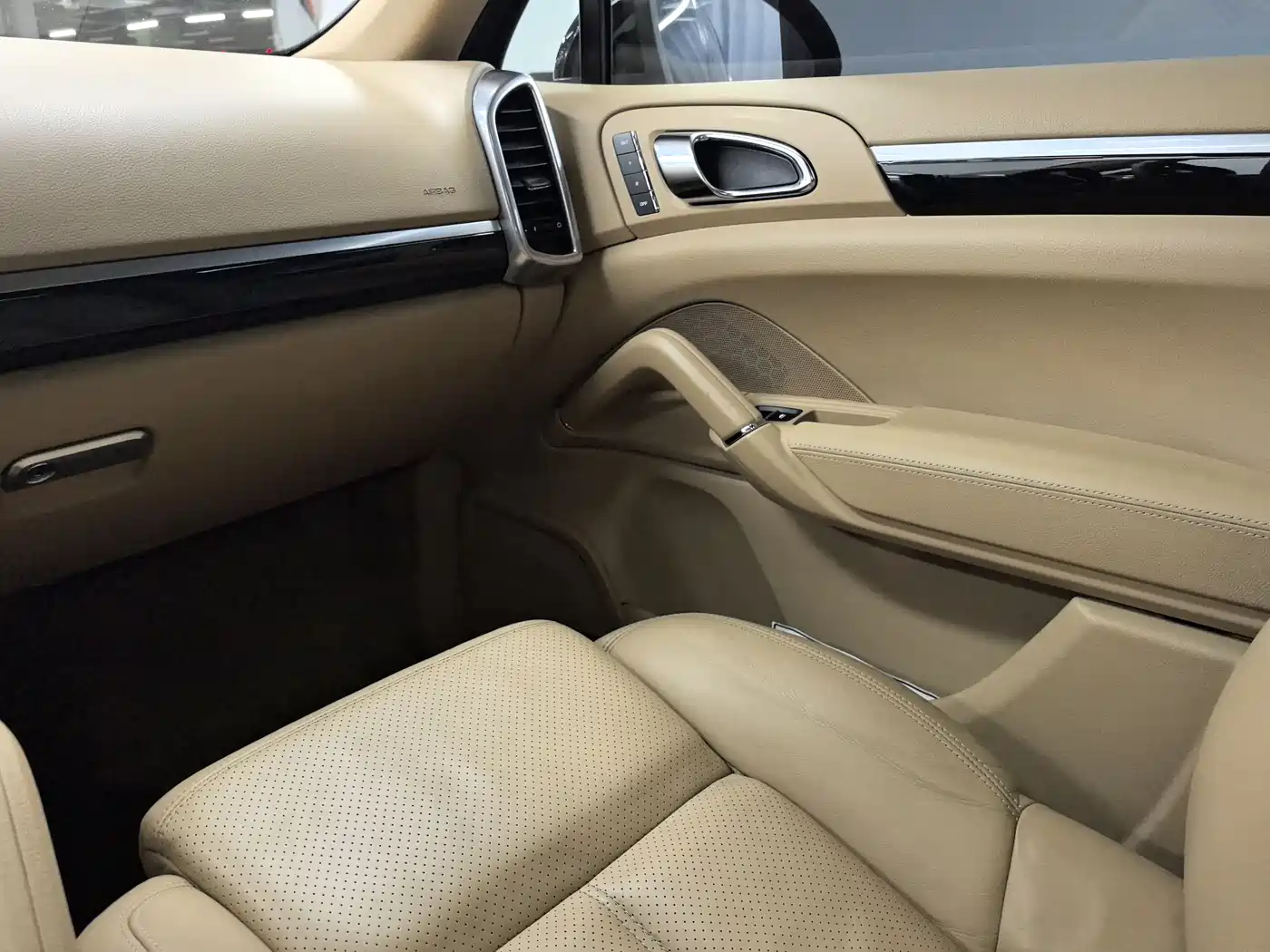 Porsche Cayenne 2011 Cayenne 3.0T фото 10
