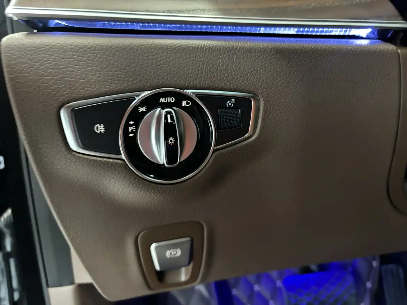 Mercedes-Benz E-Class 2023 Facelift E 300 L Fashion фото 14