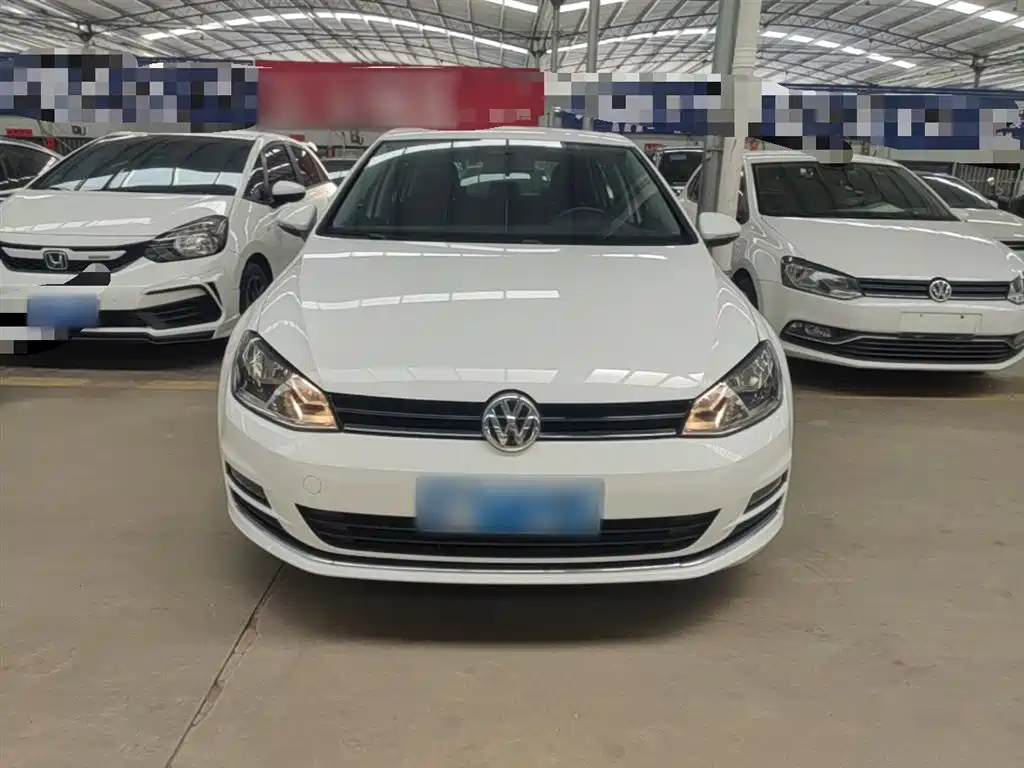 Volkswagen Golf 2016 1.6L Manual Fashion фото 3