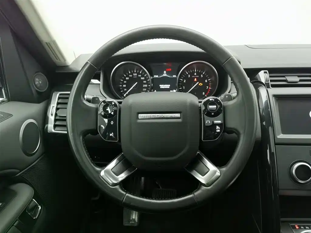 Land Rover Discovery 2019 3.0 SC V6 SE фото 11