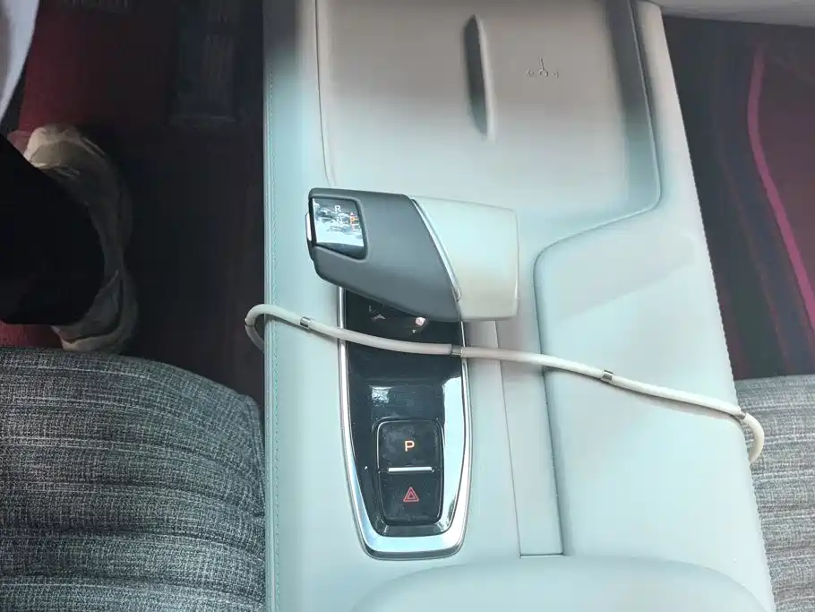 Changan UNI-Z New Energy 2024 2024 Blue Whale iDD 125km Surpassing Edition