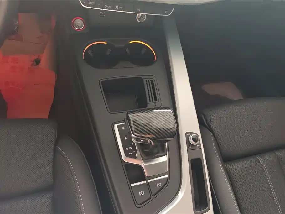 Audi A4L 2022 40 TFSI Luxury Elegance фото 16