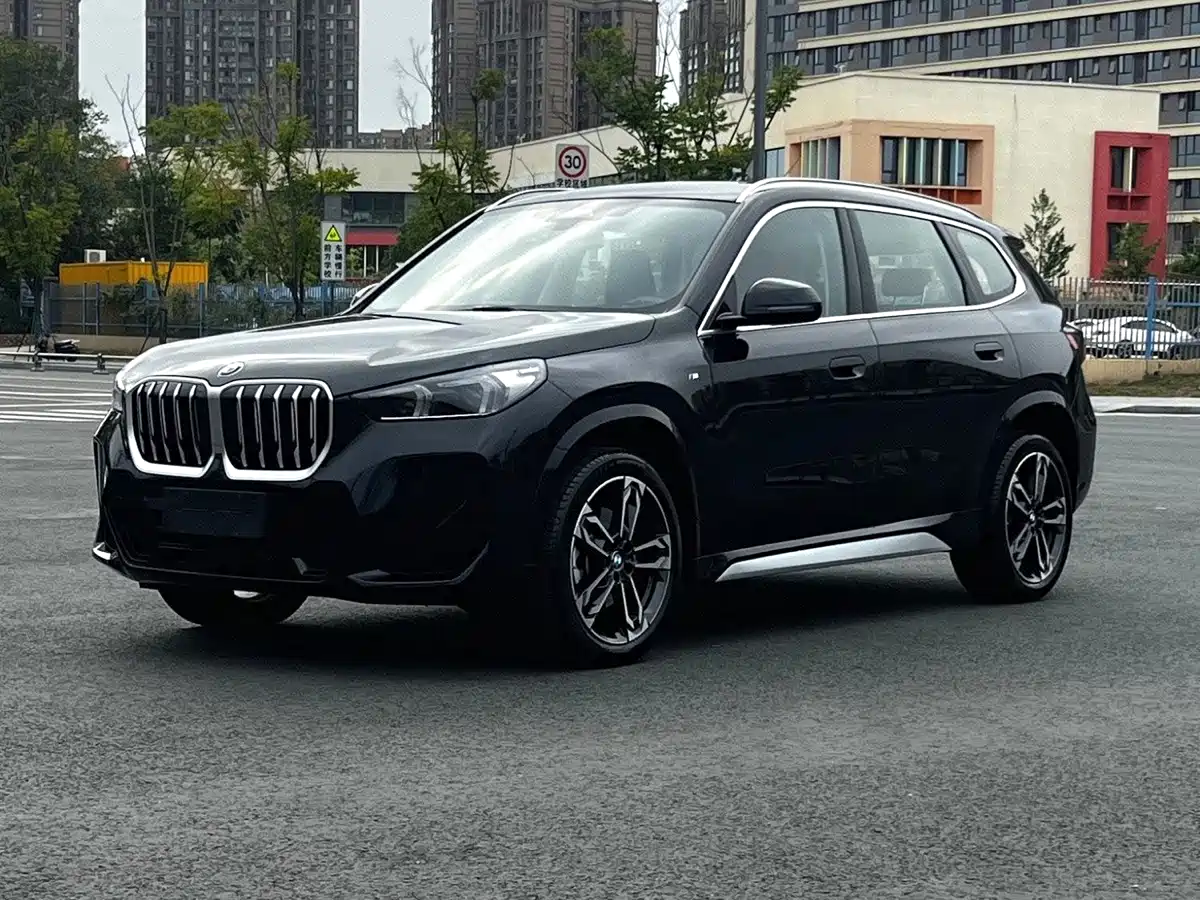 Photo 1 - BMW X1