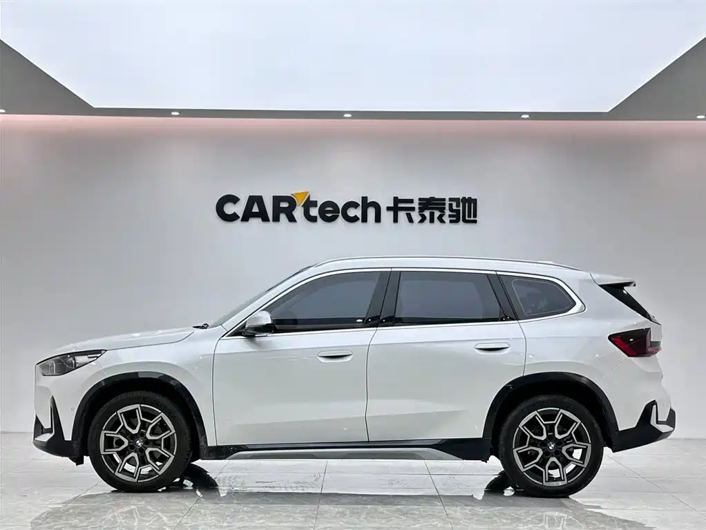 BMW X1 2024 sDrive25Li X Design Package фото 2