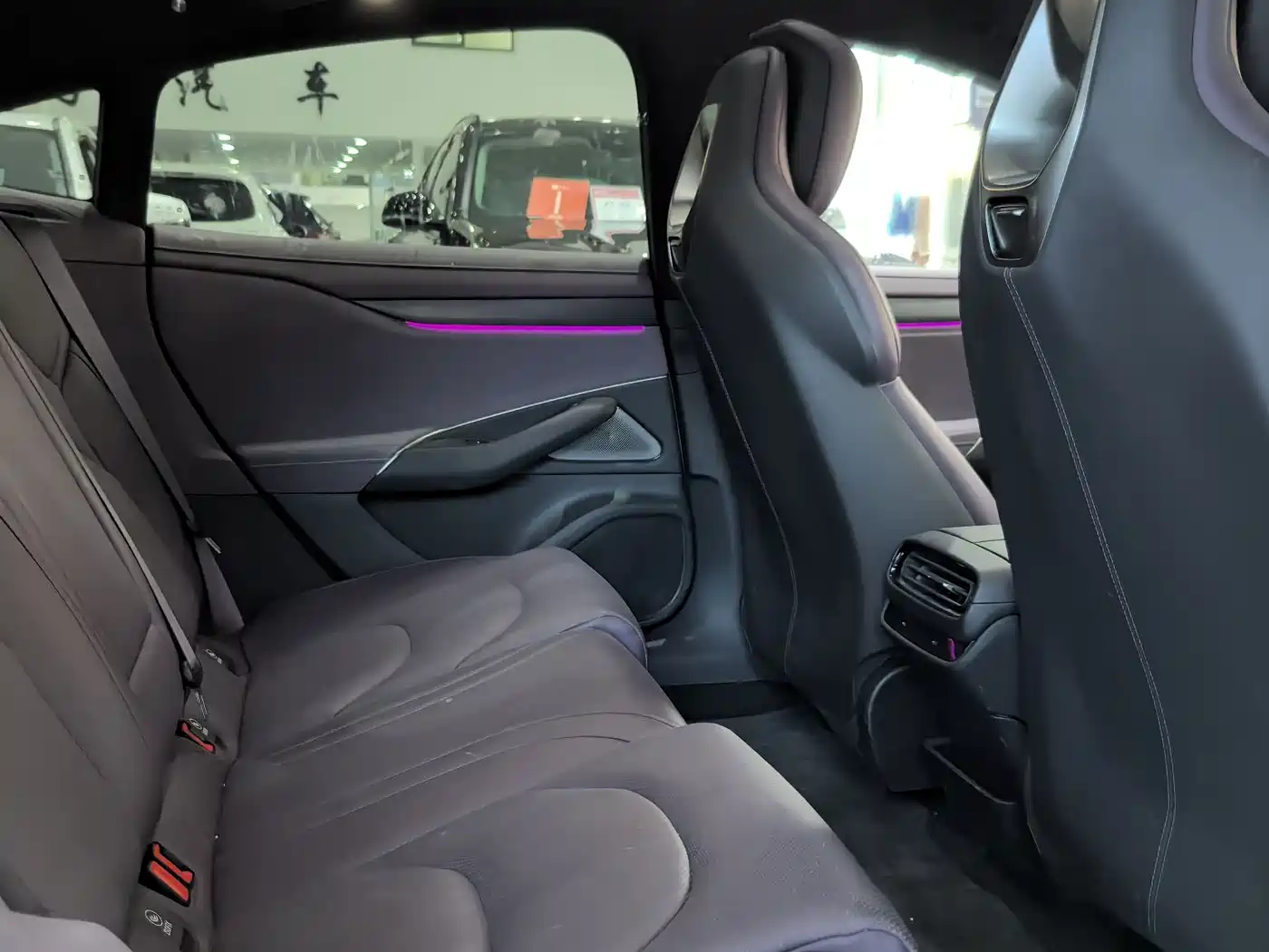 XIAOMI CAR XIAOMI SU7