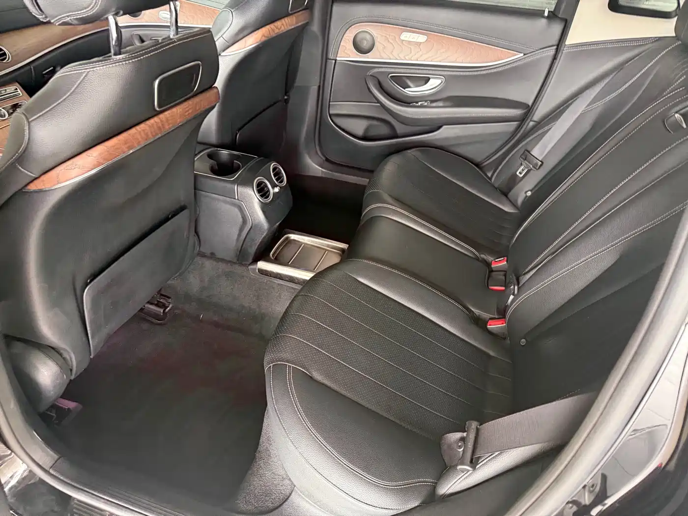 Mercedes-Benz E-Class 2018 Facelift E 200 L фото 10