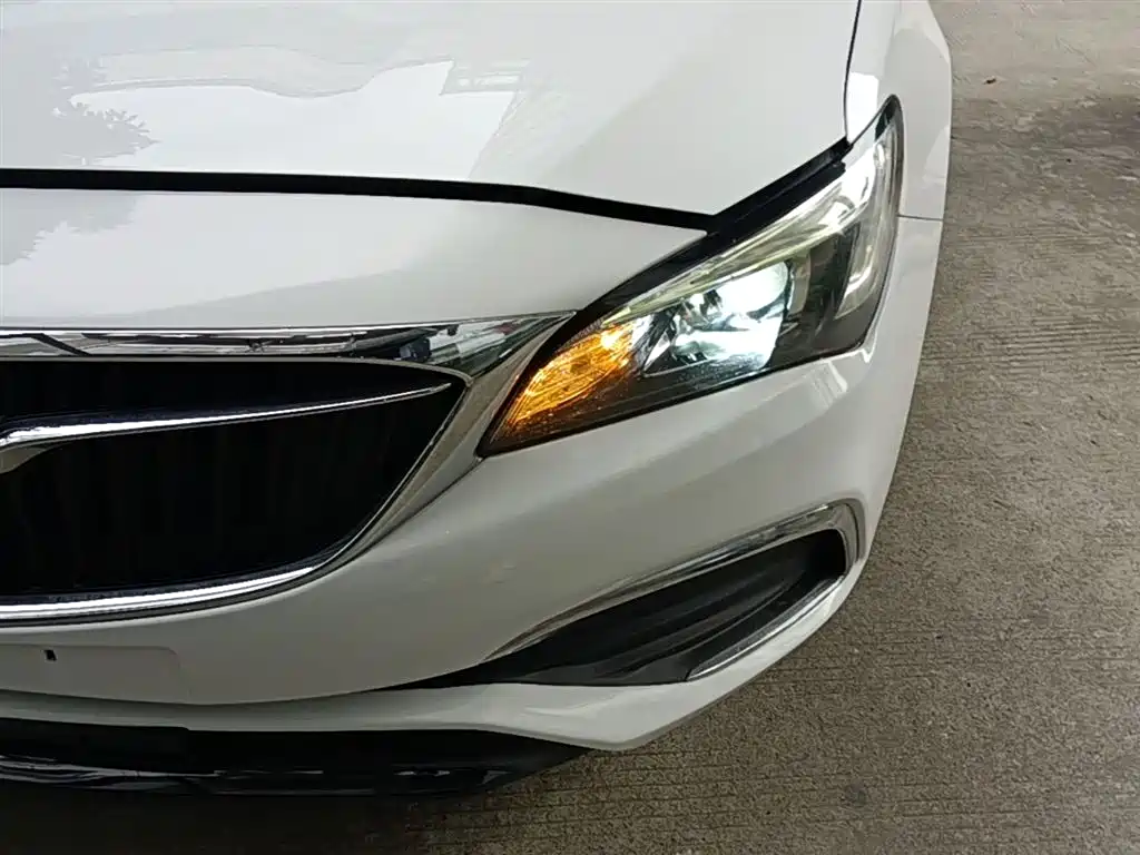Buick Verano 2018 Sedan 15S Automatic Progressive фото 24