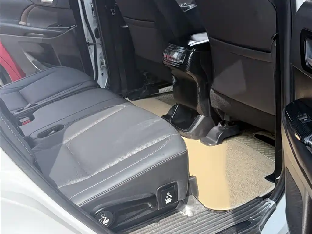 Toyota Highlander 2021 2.0T AWD Luxury 7-Seater фото 3